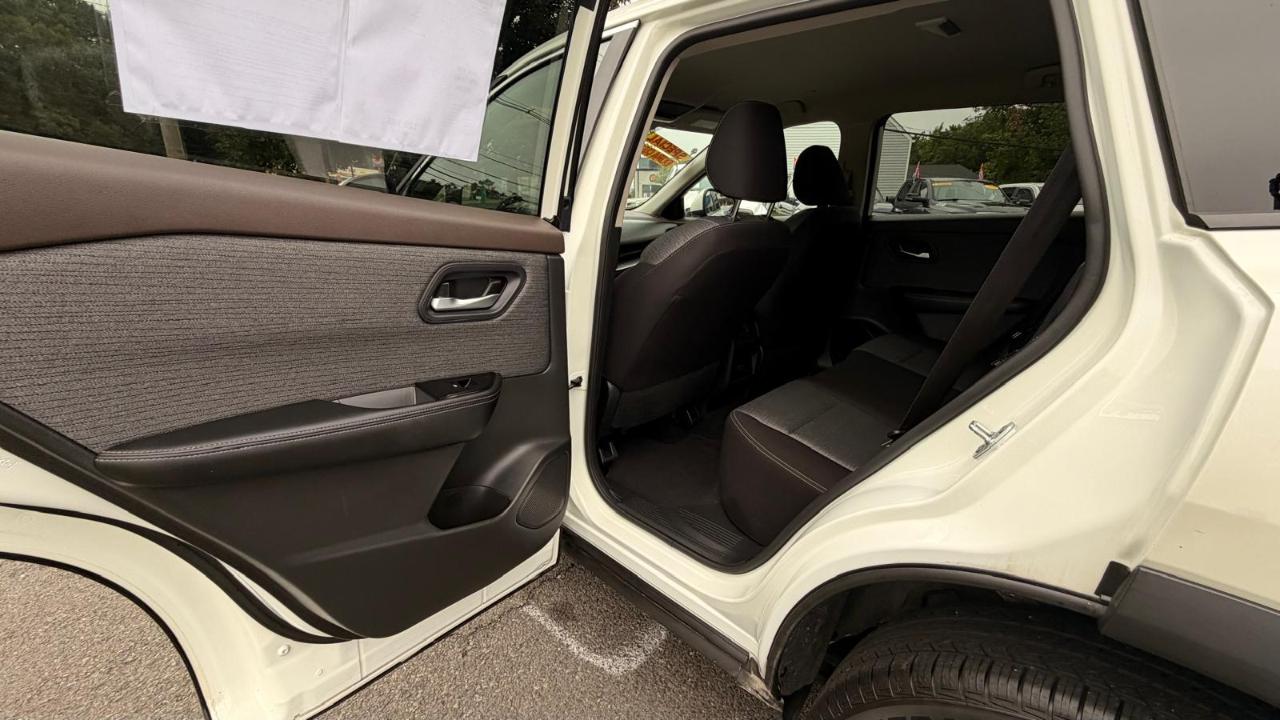Nissan Rogue SV AWD 2023