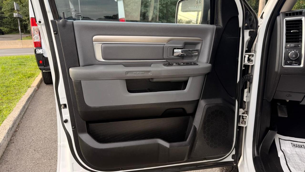 RAM 1500 SLT Crew Cab SWB 4WD 2018