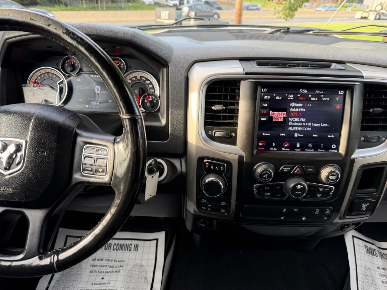 RAM 1500 SLT Crew Cab SWB 4WD 2018