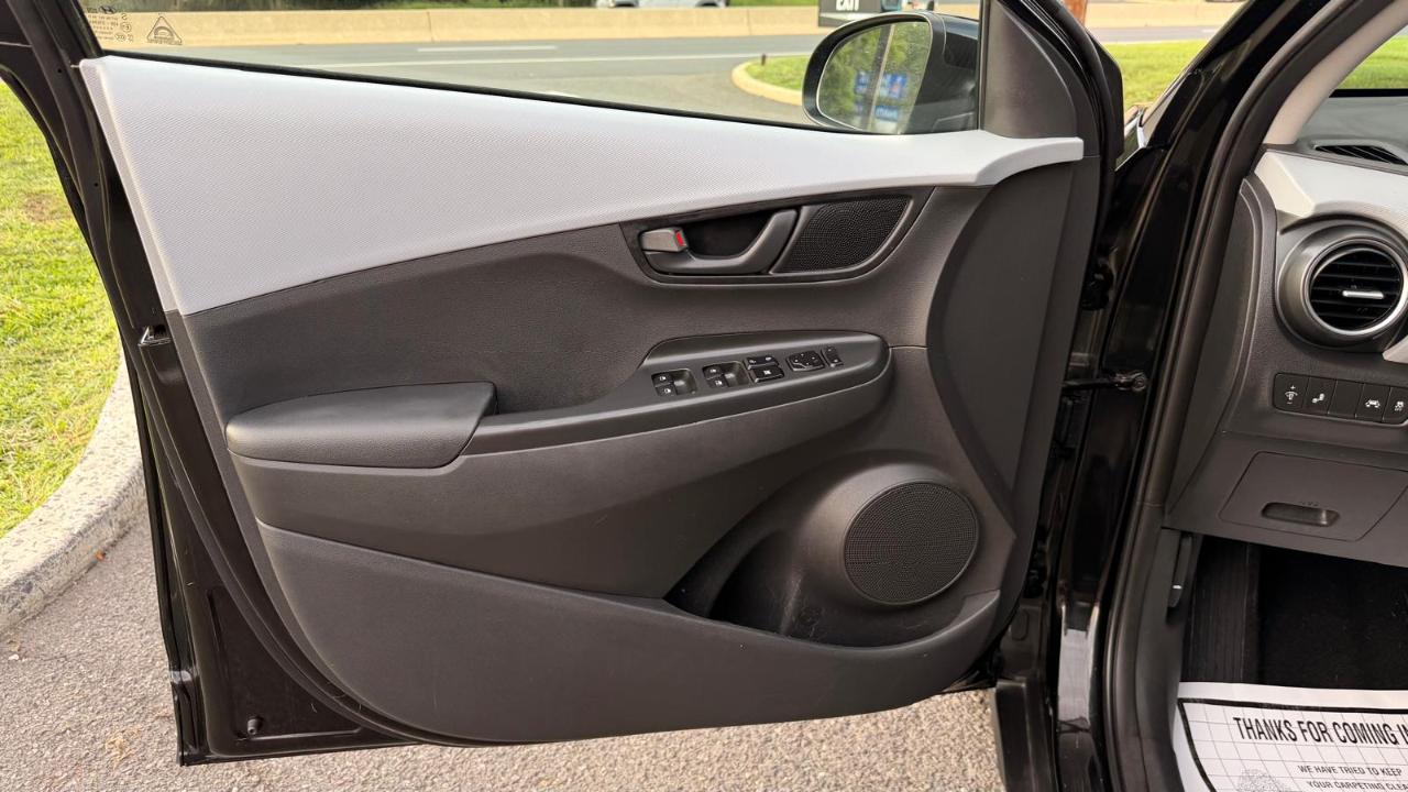 Hyundai Kona SEL AWD 2021