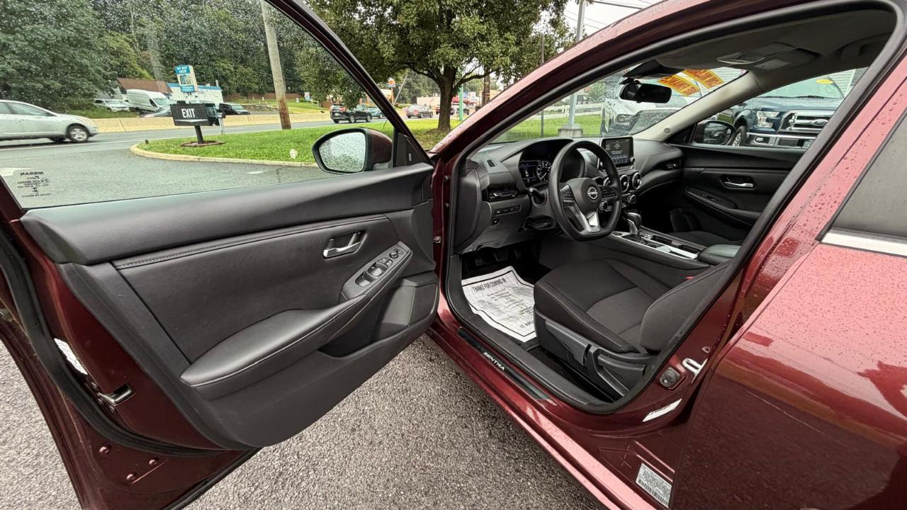 Nissan Sentra SV 2024