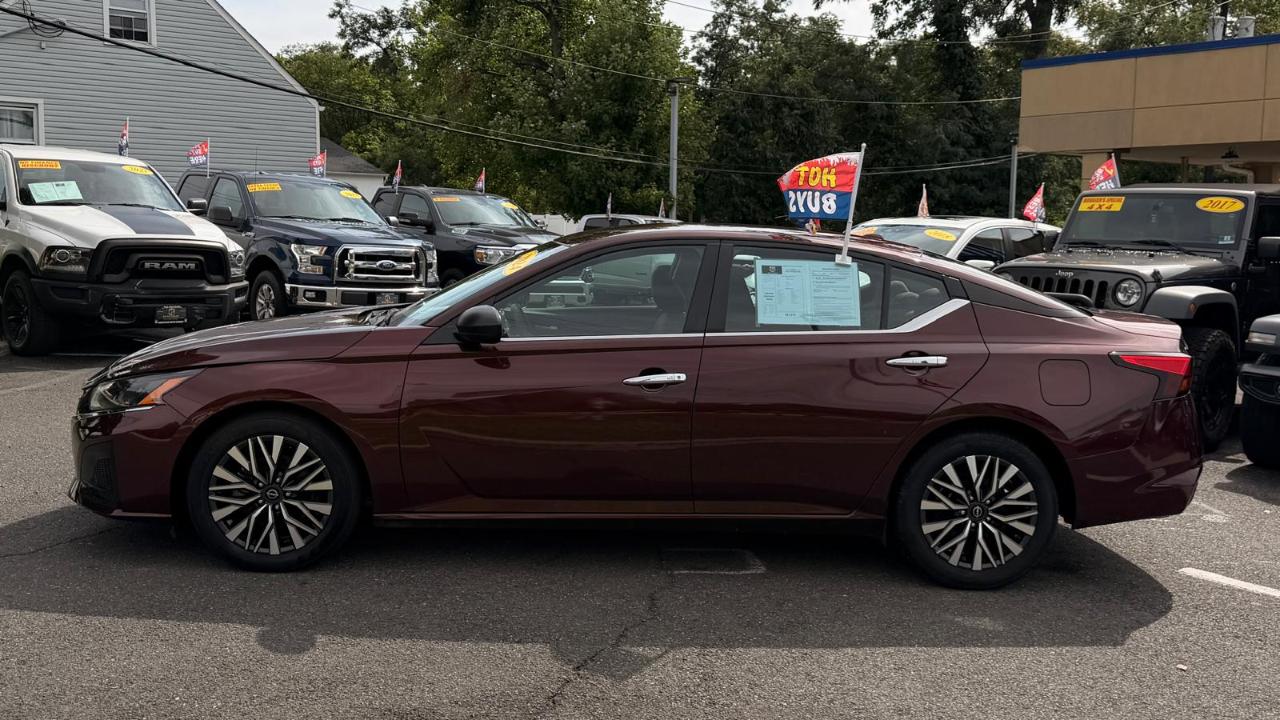 Nissan Altima 2.5 SV 2024