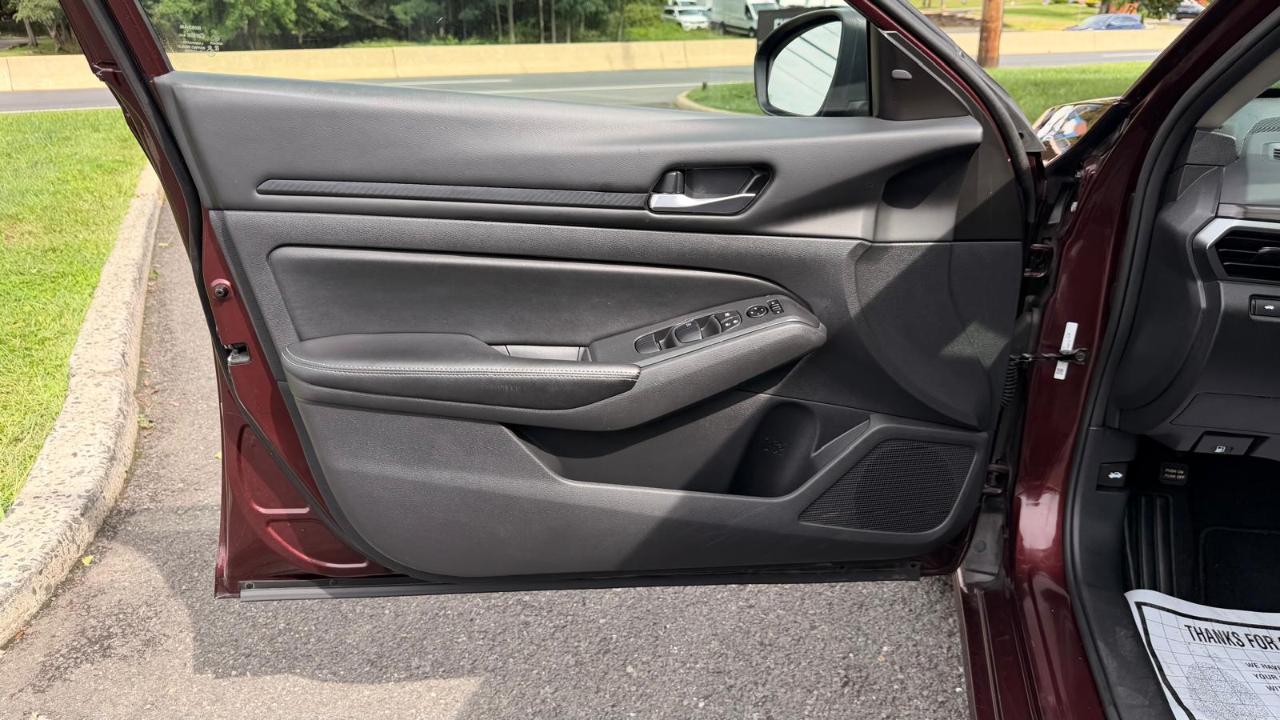 Nissan Altima 2.5 SV 2024