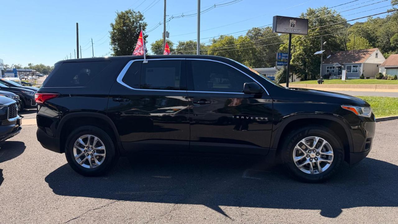 Chevrolet Traverse LS AWD 2021