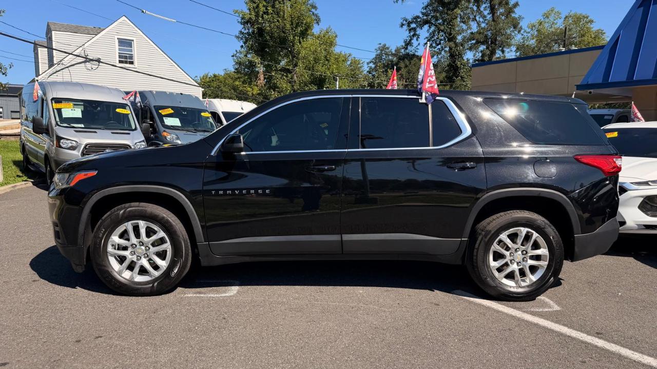 Chevrolet Traverse LS AWD 2021
