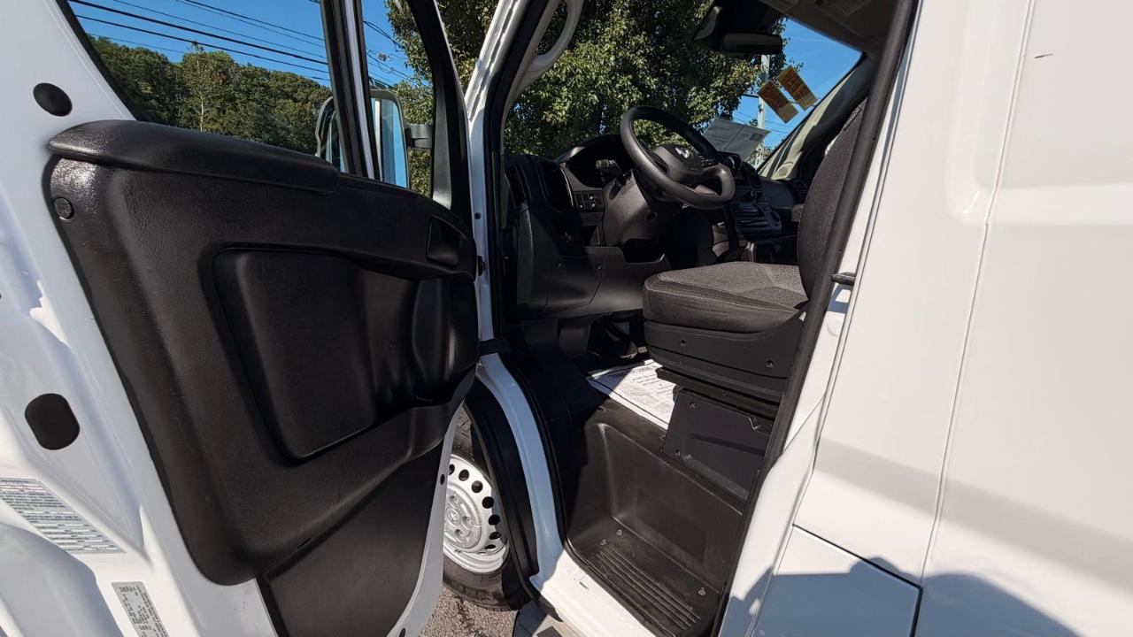 RAM Promaster 2500 Low Roof 2025