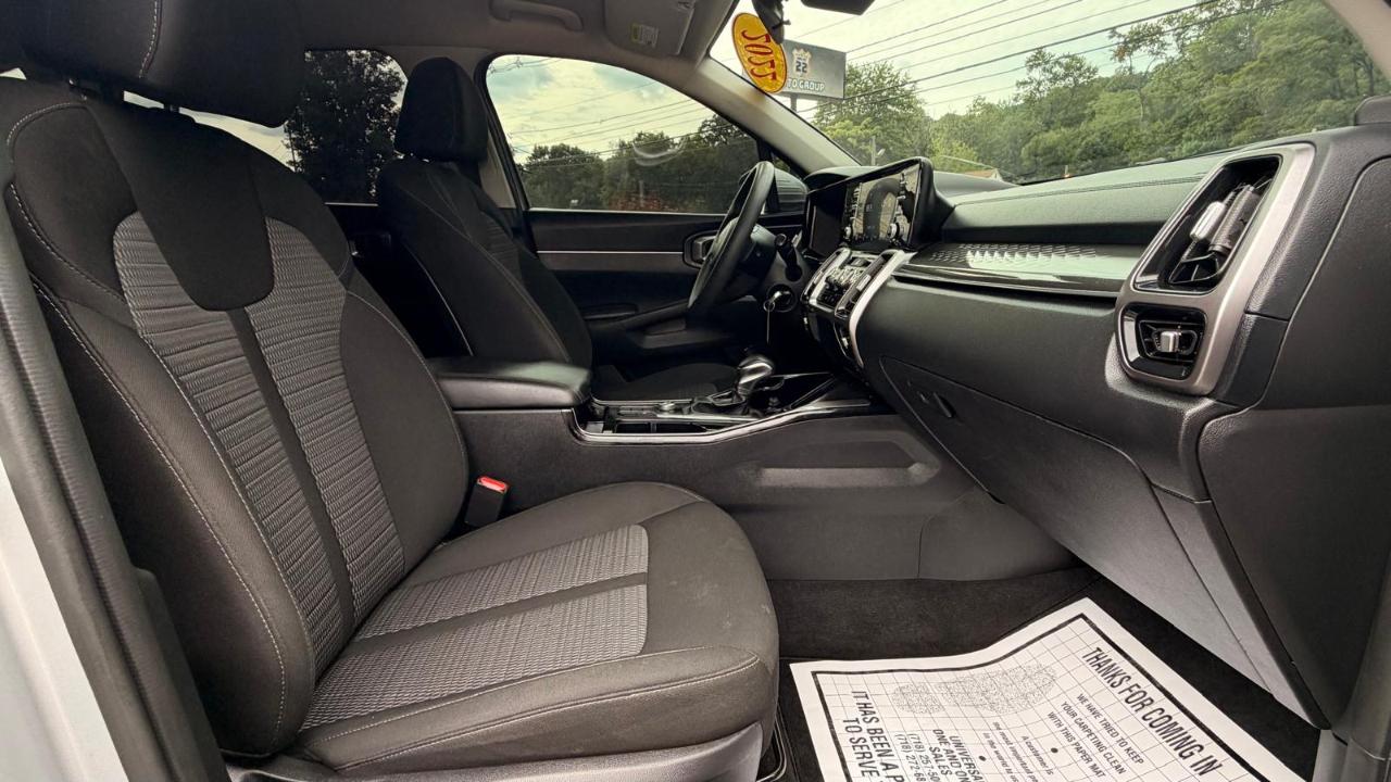 Kia Sorento LX 2WD 2022