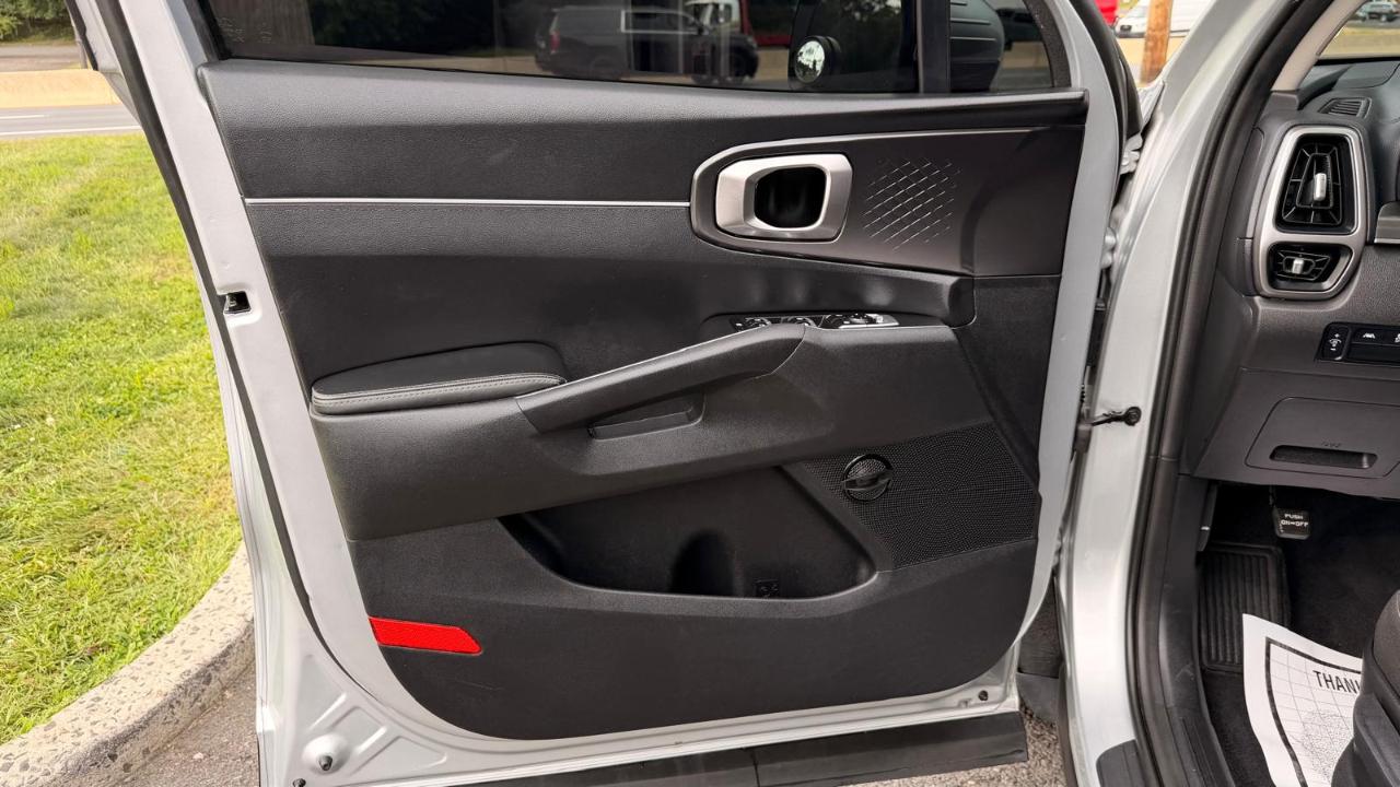 Kia Sorento LX 2WD 2022