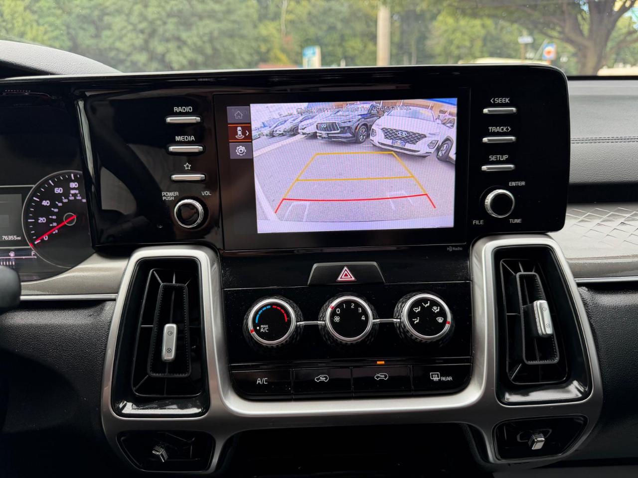 Kia Sorento LX 2WD 2022
