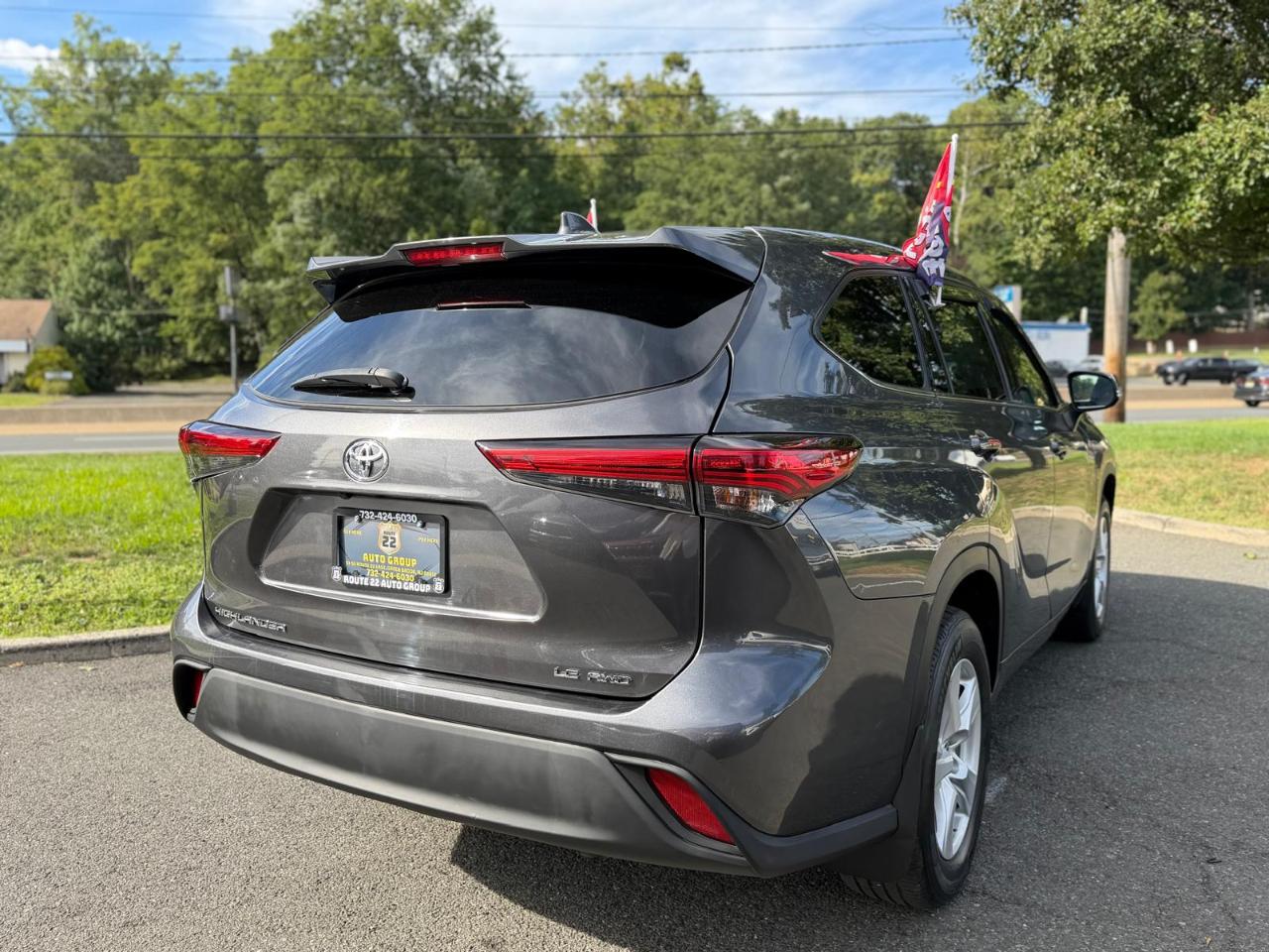Toyota Highlander LE AWD V6 2021