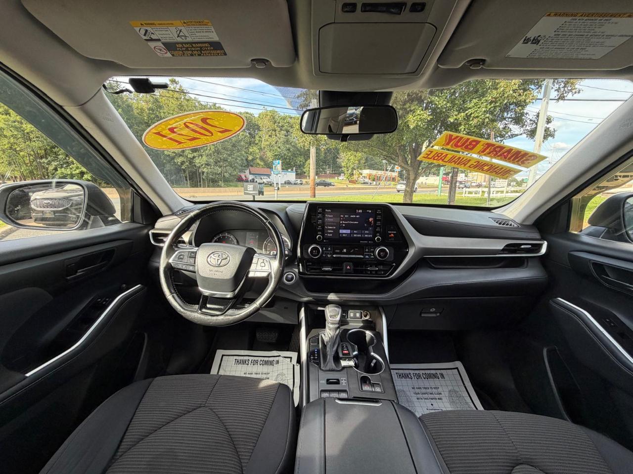 Toyota Highlander LE AWD V6 2021