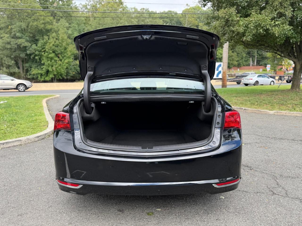 Acura TLX Base 2.4L 2019