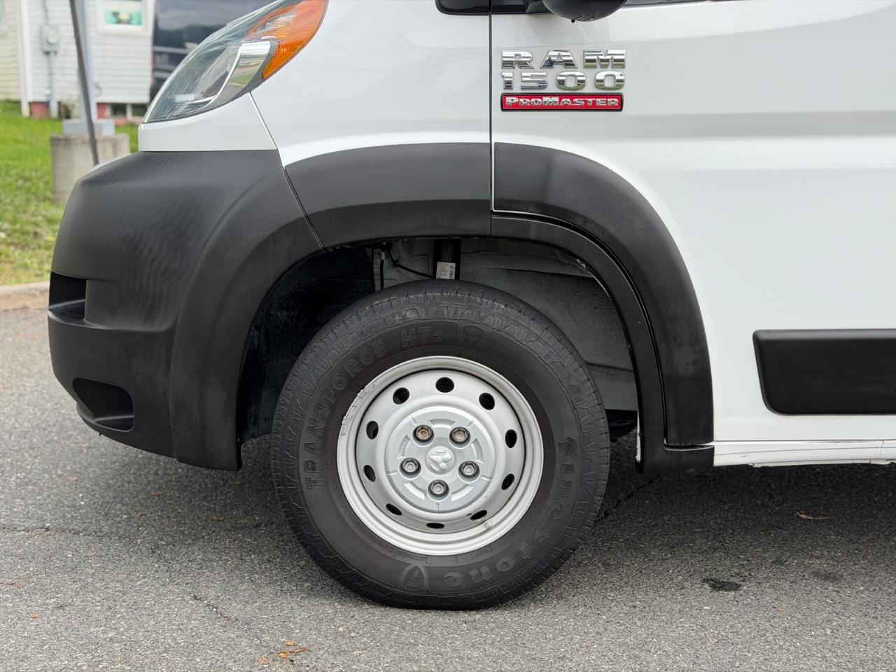 RAM Promaster 1500 Low Roof Tradesman 136-in. WB 2019