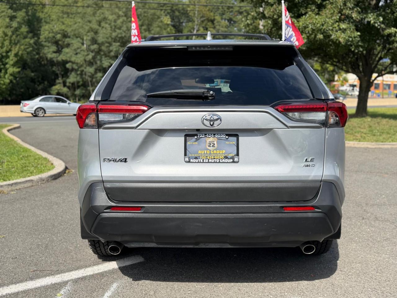 Toyota RAV4 LE AWD 2021