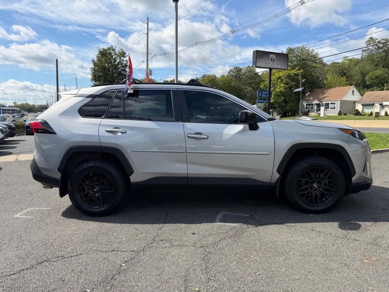 Toyota RAV4 LE AWD 2021