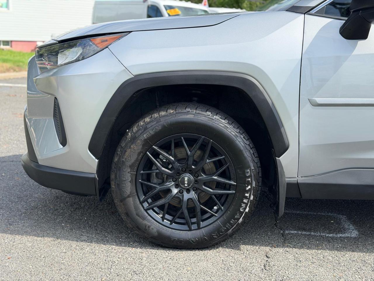 Toyota RAV4 LE AWD 2021