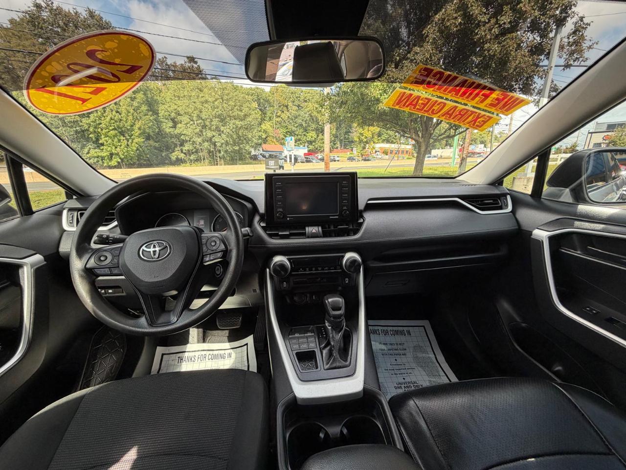 Toyota RAV4 LE AWD 2021