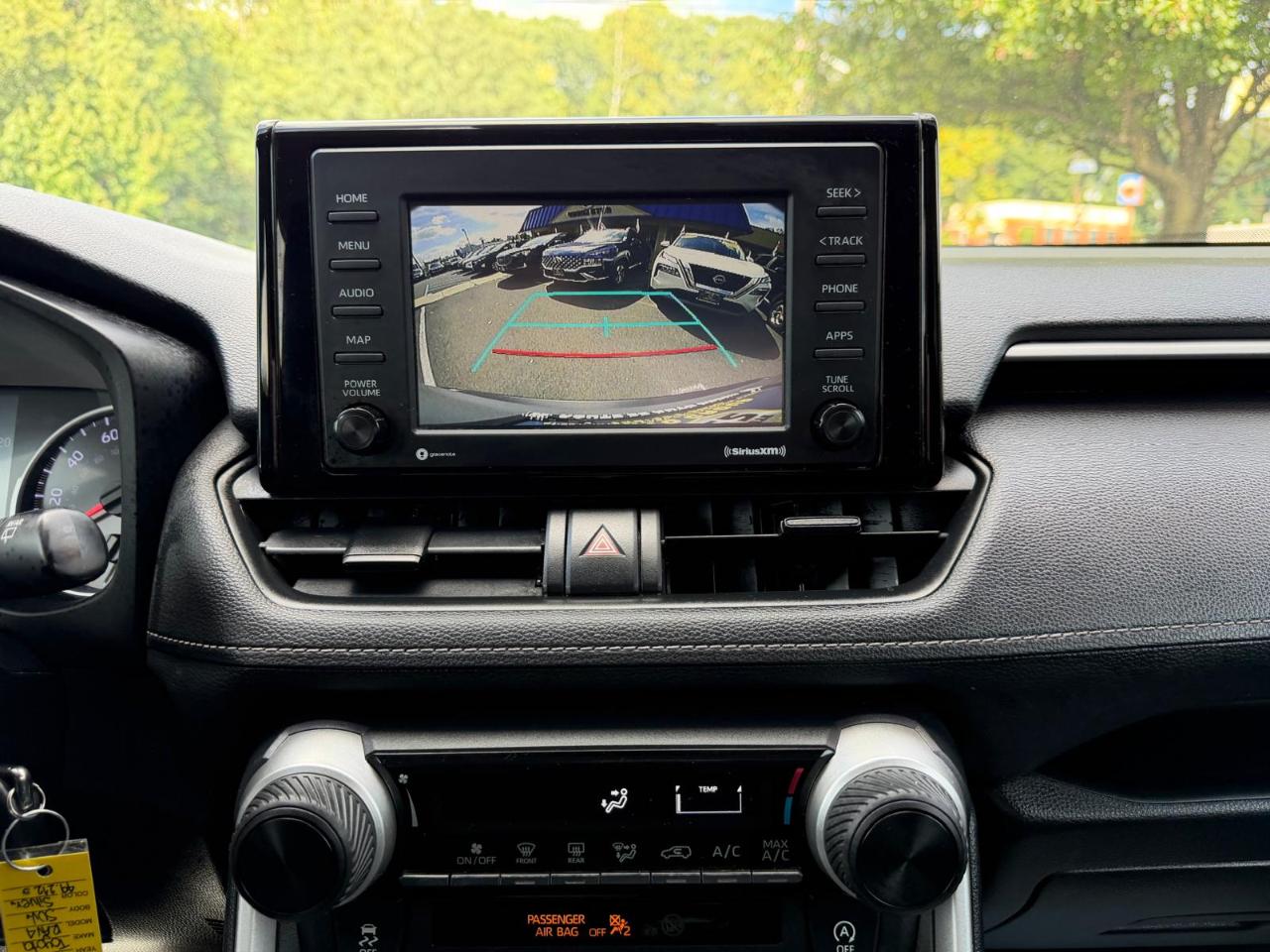 Toyota RAV4 LE AWD 2021