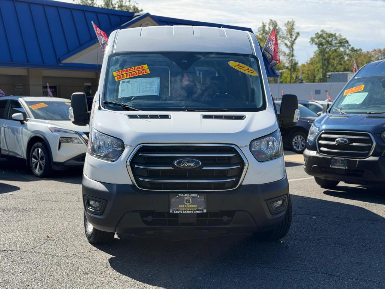 Ford Transit 150 Wagon Med. Roof XL w/Sliding Pass. 130-in. WB 2020