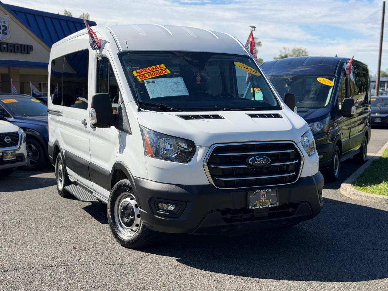 Ford Transit 150 Wagon Med. Roof XL w/Sliding Pass. 130-in. WB 2020