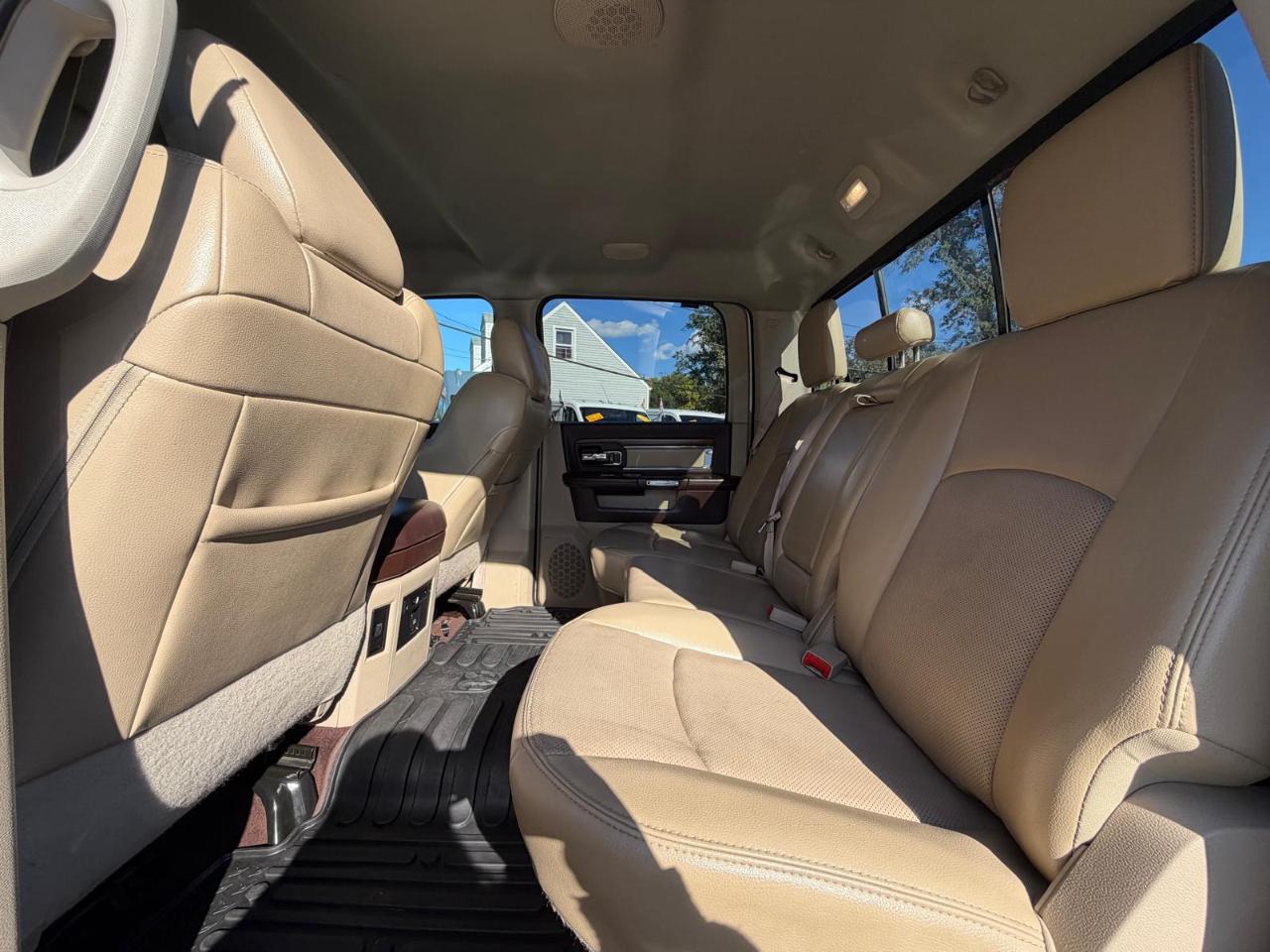 RAM 3500 Laramie Crew Cab SWB 4WD 2013