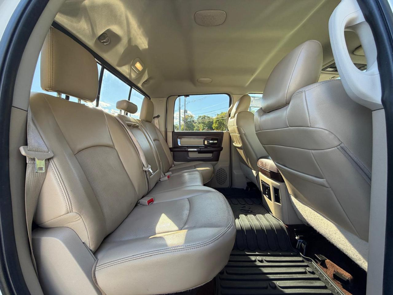 RAM 3500 Laramie Crew Cab SWB 4WD 2013