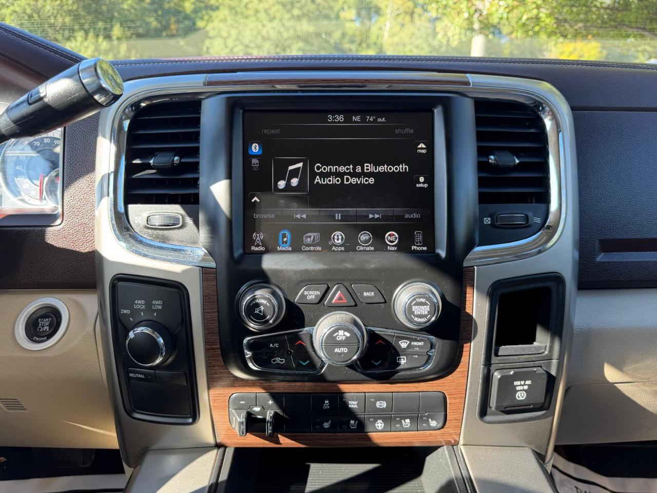 RAM 3500 Laramie Crew Cab SWB 4WD 2013