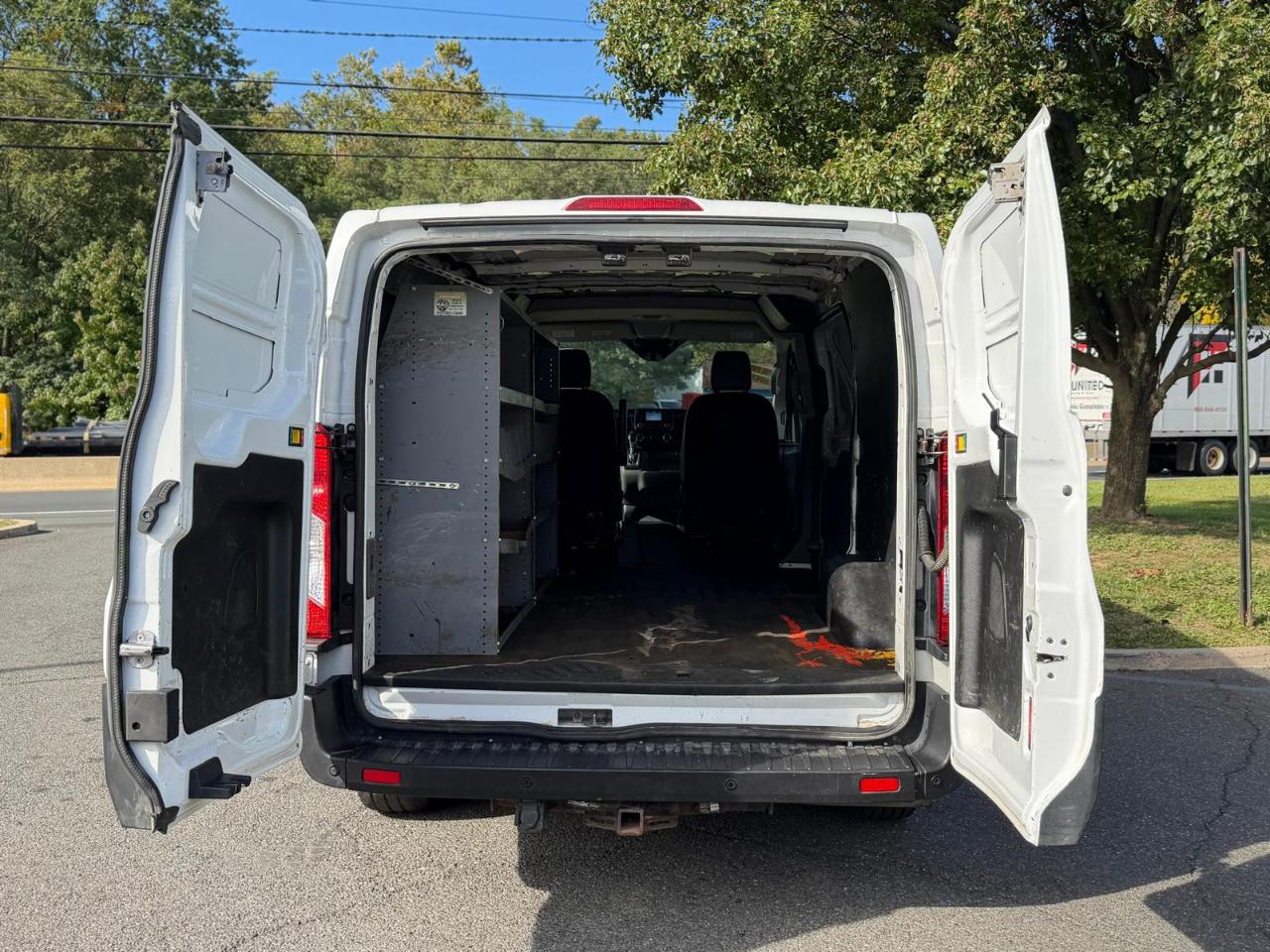 Ford Transit 150 Van Low Roof w/Sliding Pass. 130-in. WB 2020
