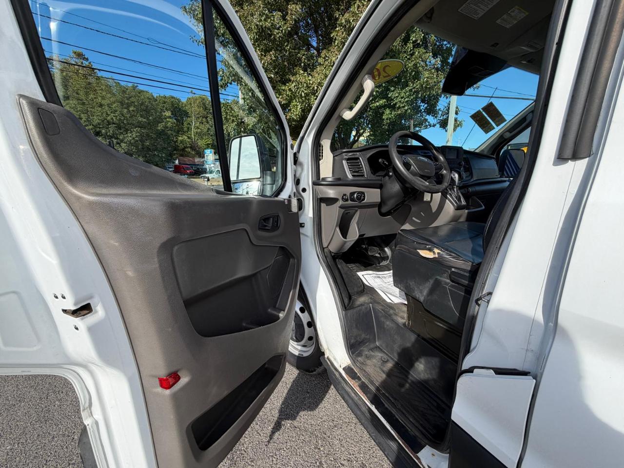 Ford Transit 150 Van Low Roof w/Sliding Pass. 130-in. WB 2020