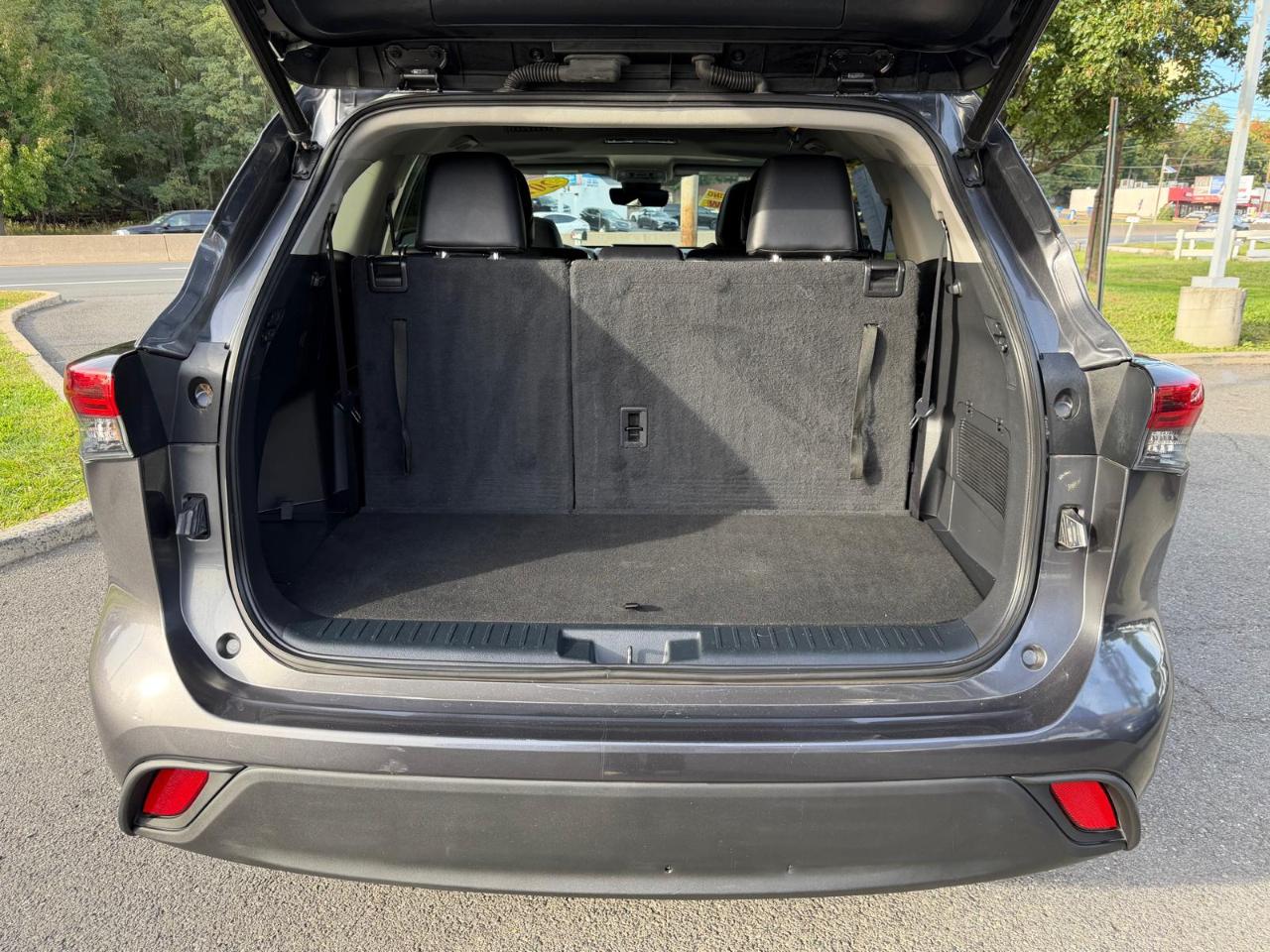 Toyota Highlander XLE AWD V6 2022
