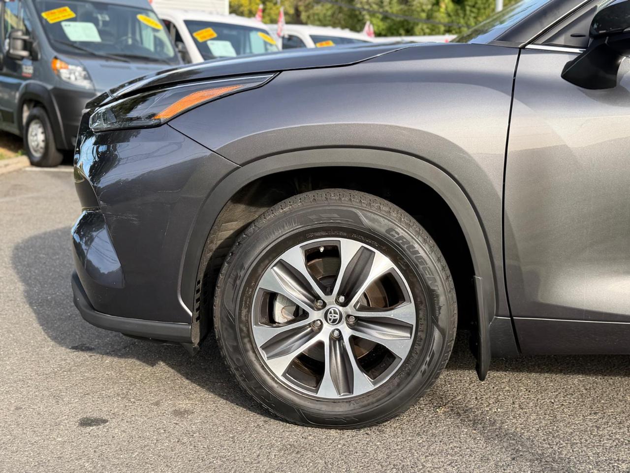 Toyota Highlander XLE AWD V6 2022
