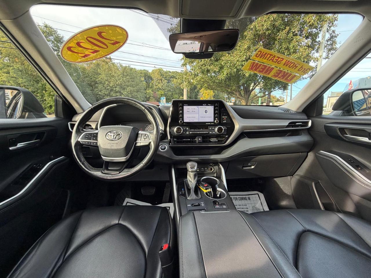 Toyota Highlander XLE AWD V6 2022