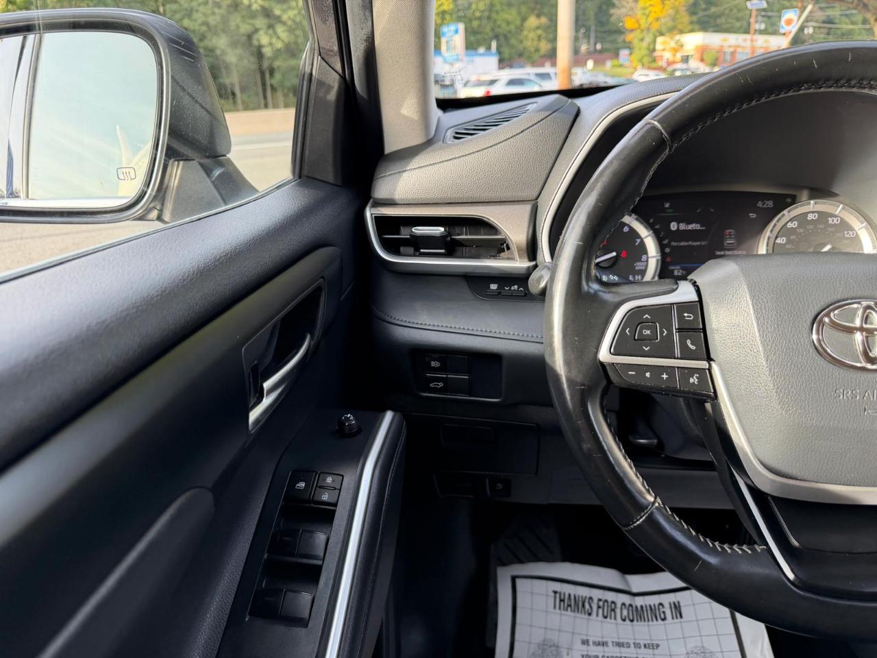 Toyota Highlander XLE AWD V6 2022