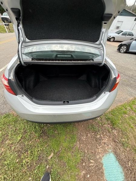 Toyota Corolla 4dr Sdn LE Auto 2017