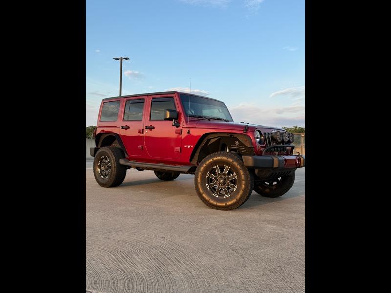 2013 Jeep Wrangler Unlimited Sahara 4WD