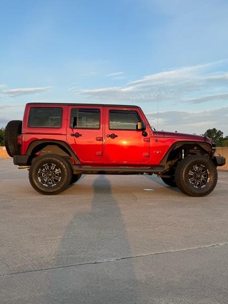 Jeep Wrangler Unlimited Sahara 4WD 2013