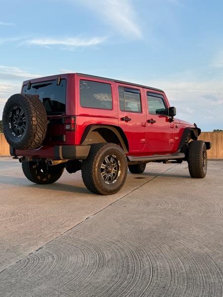 Jeep Wrangler Unlimited Sahara 4WD 2013
