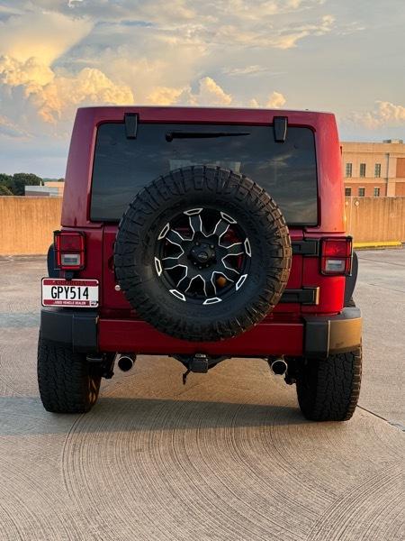 Jeep Wrangler Unlimited Sahara 4WD 2013