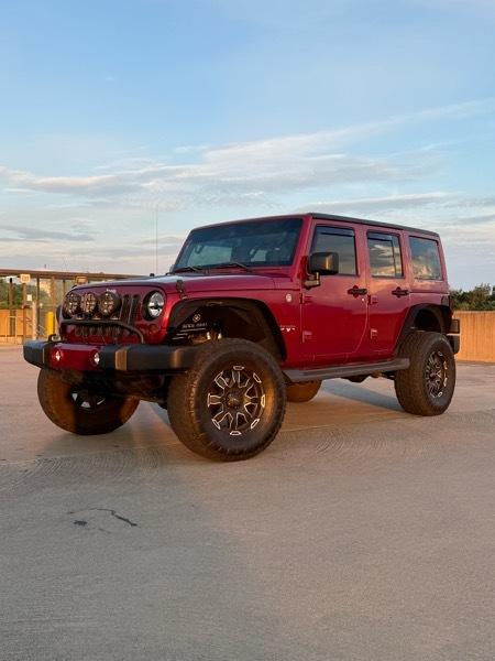 Jeep Wrangler Unlimited Sahara 4WD 2013