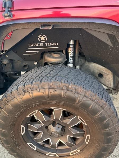 Jeep Wrangler Unlimited Sahara 4WD 2013