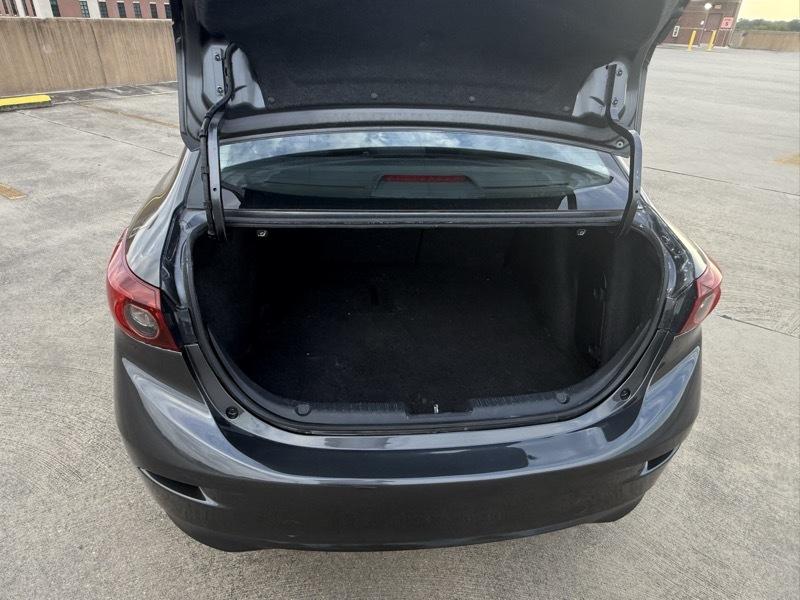 Mazda MAZDA3 i Sport AT 4-Door 2015