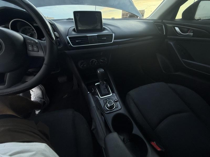 Mazda MAZDA3 i Sport AT 4-Door 2015