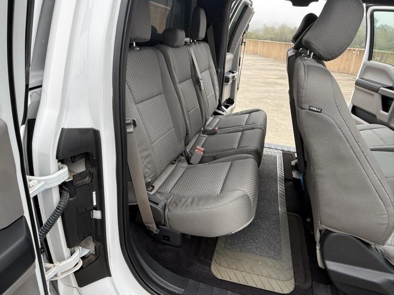 Ford F150 XLT Supercab 2WD 145 2016