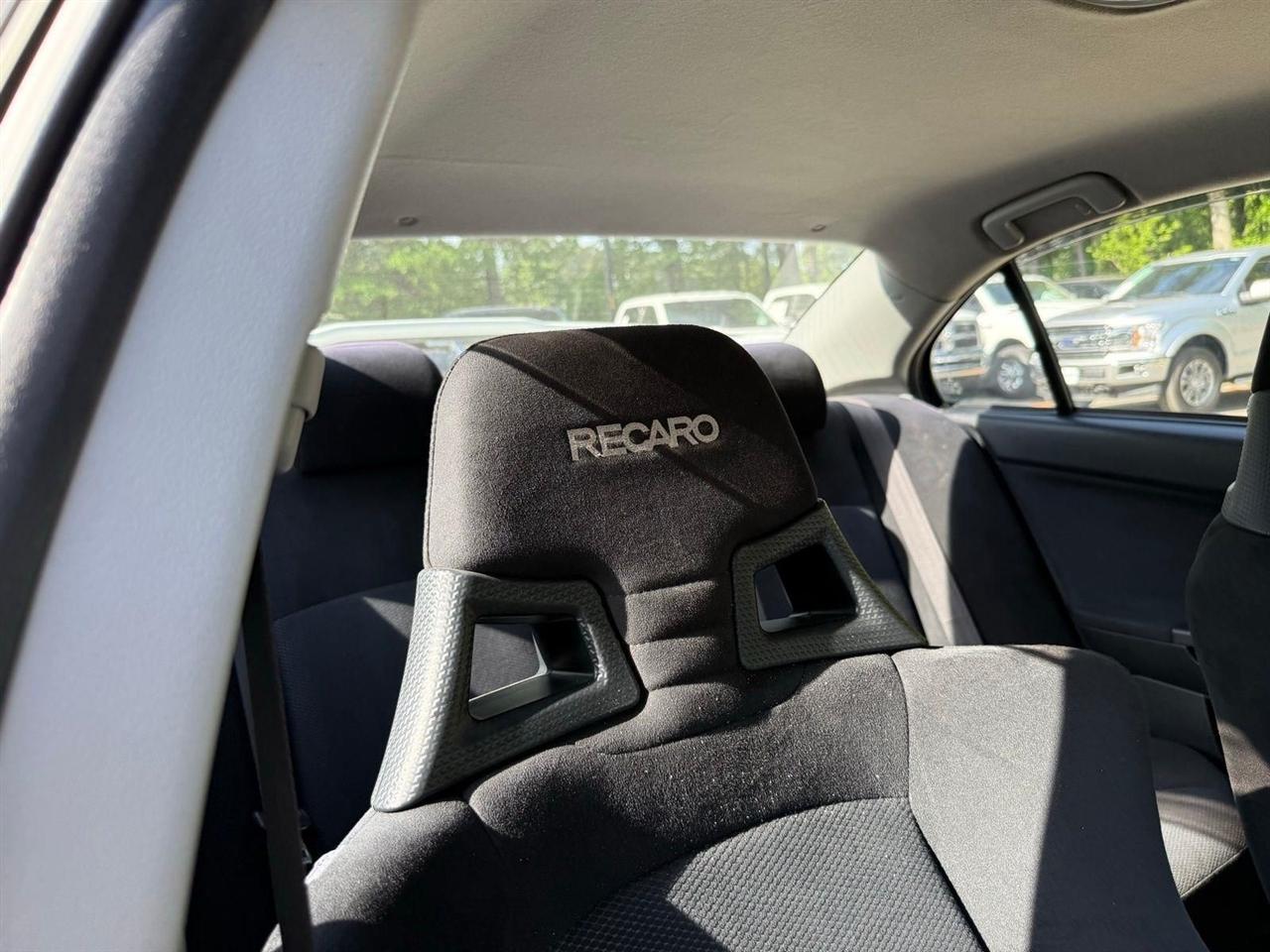 Mitsubishi Lancer  2011