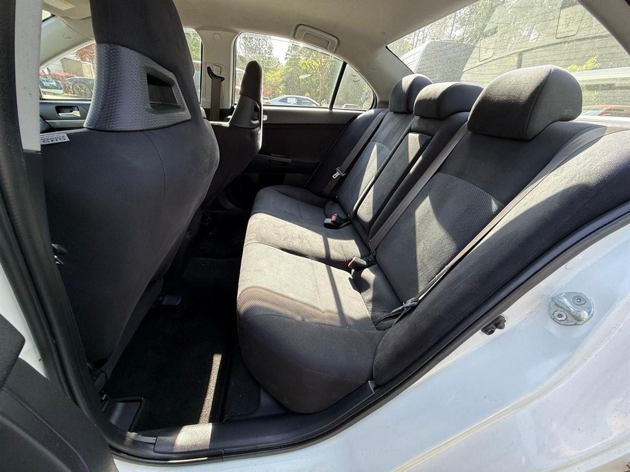 Mitsubishi Lancer  2011