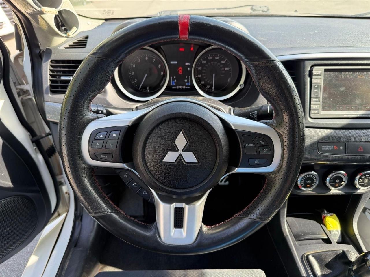 Mitsubishi Lancer  2011