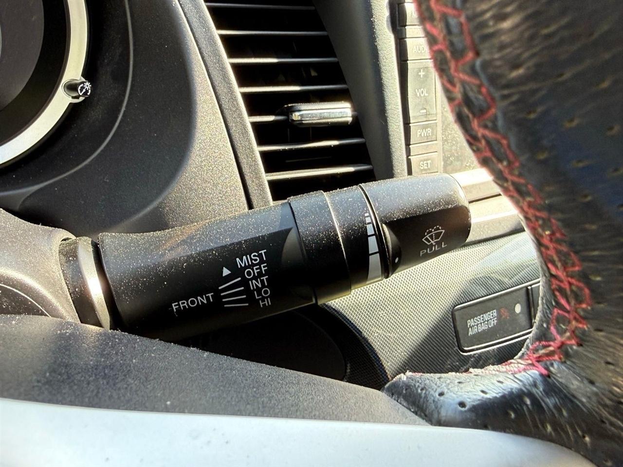 Mitsubishi Lancer  2011