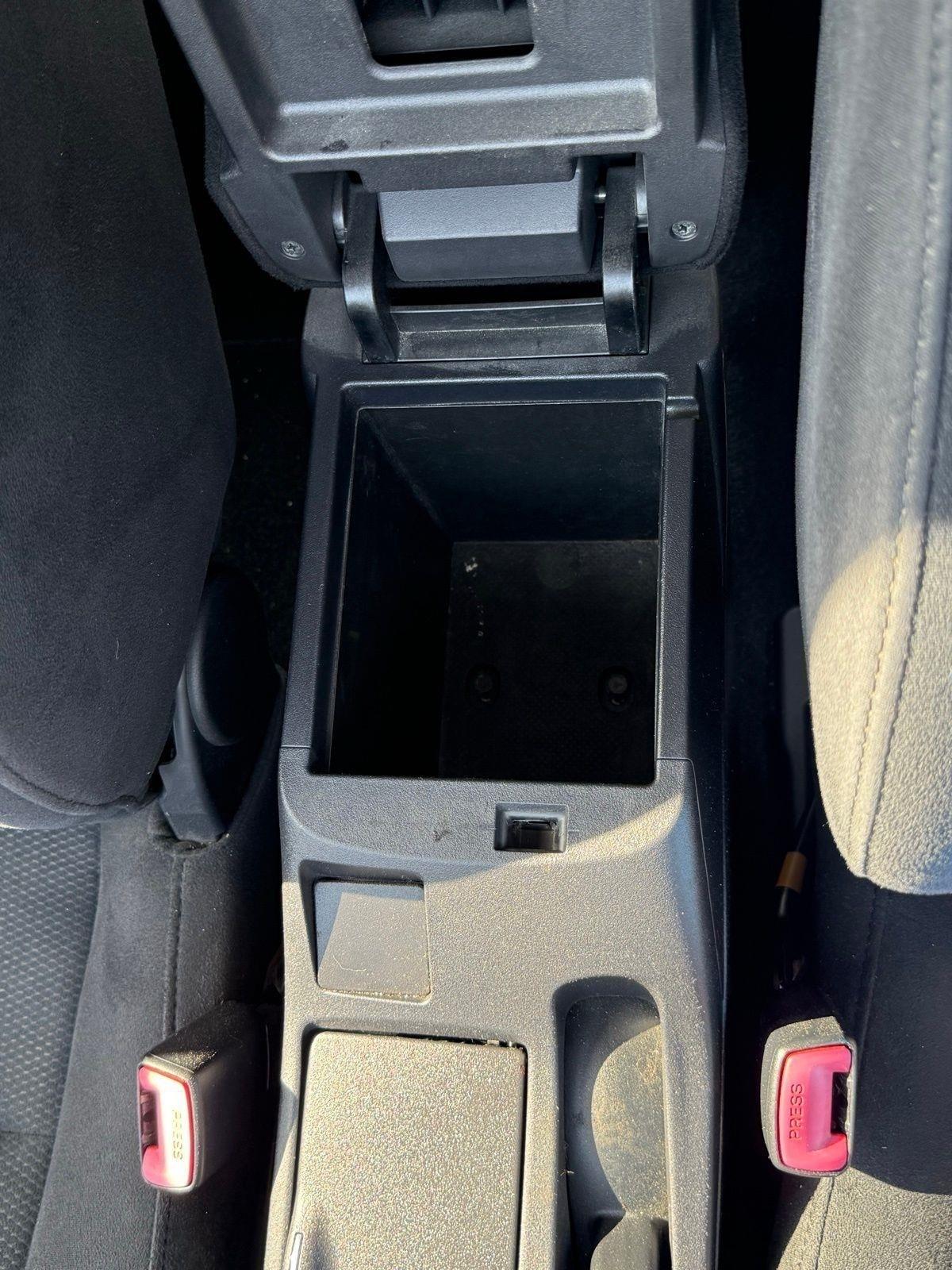 Mitsubishi Lancer  2011