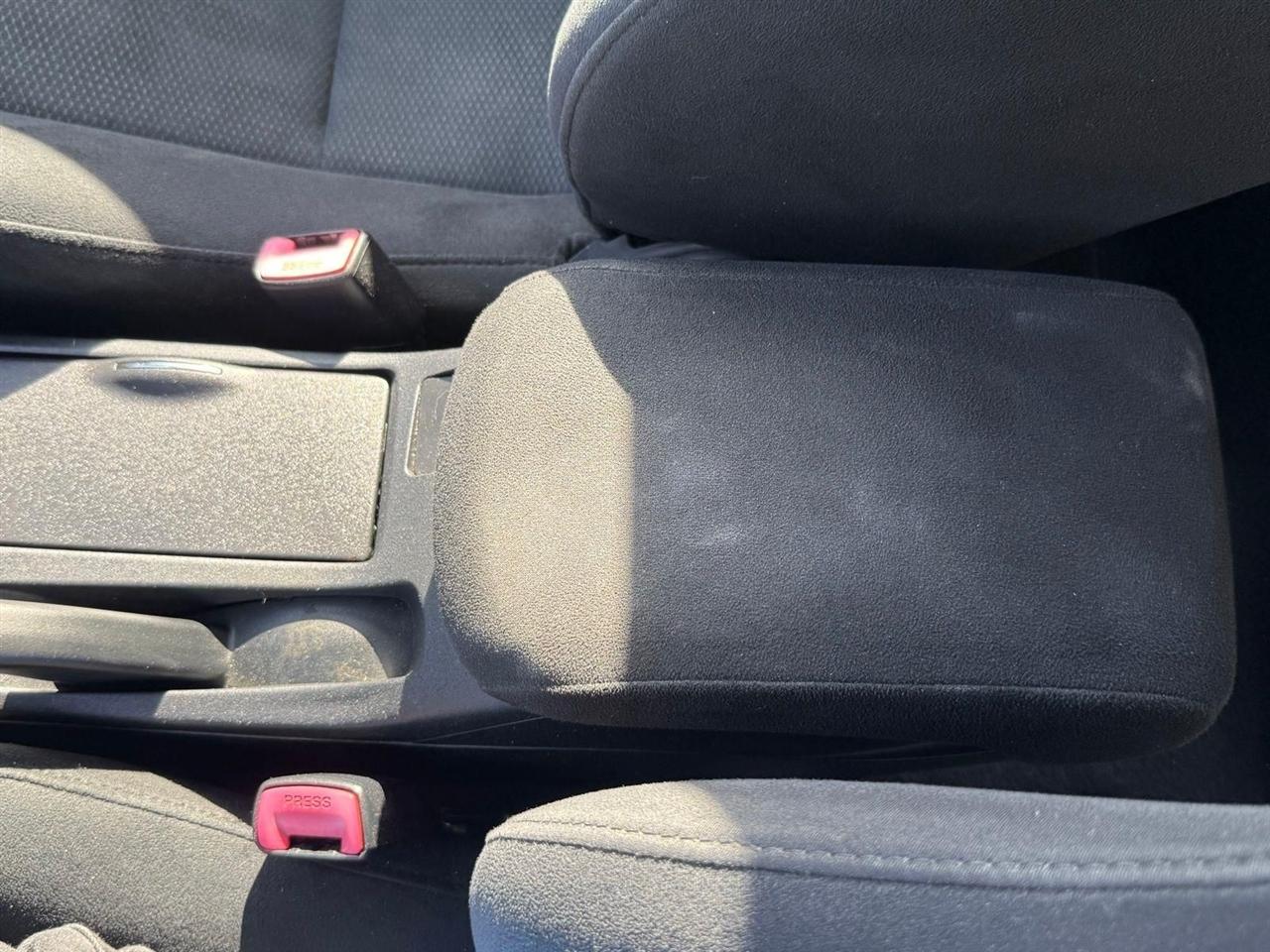 Mitsubishi Lancer  2011