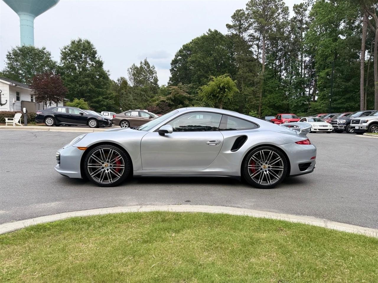 Porsche 911  2016